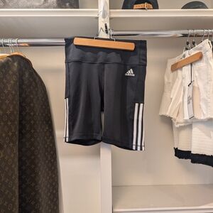 Adidas Aeroshape 3-Stripe Cycling Training Shorts NWT Size M